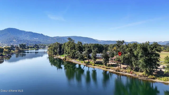 $1,075,000 | 530 Cottonwood Drive, St. Maries, ID 83861