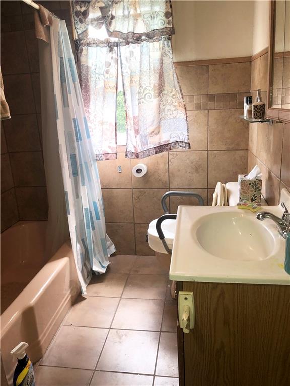 124 Holt Road Aliquippa, PA 15001 - Photo 10 of 23 Gallery Image 10
