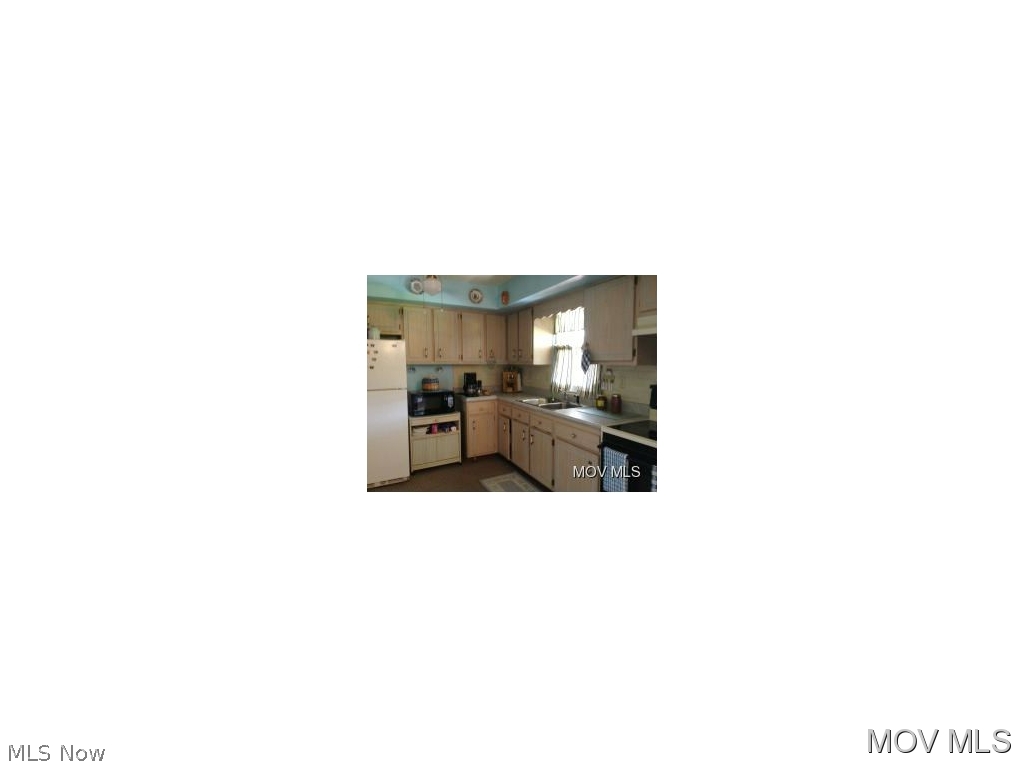 1768 Ashby Ridge Road Parkersburg, WV 26104 - Photo 3 of 11