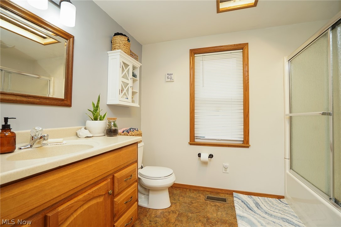 3986 Crum Road Austintown, OH 44515 - Photo 19 of 26 Full bath
