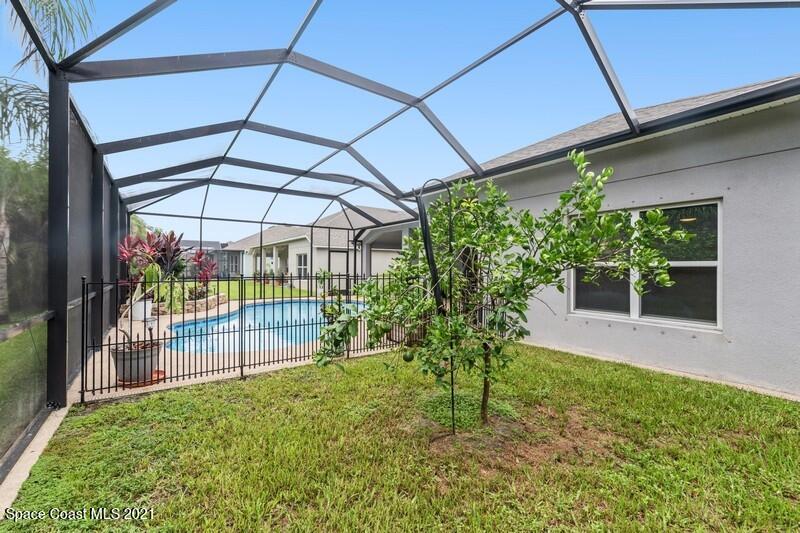 4072 Ruthann Circle Melbourne, FL 32934 - Photo 35 of 37 Dog Run