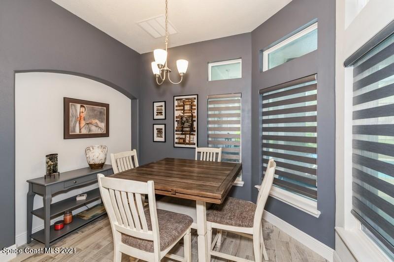 4072 Ruthann Circle Melbourne, FL 32934 - Photo 9 of 37 Breakfast Nook