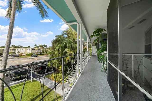 $235,000 | 2748 Northeast 28th Avenue, Unit 13, Lighthouse Point, FL 33064