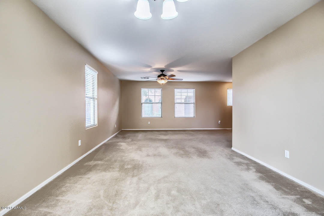 3113 East Harrison Street Gilbert, AZ 85295 - Photo 5 of 28 Harrison-5
