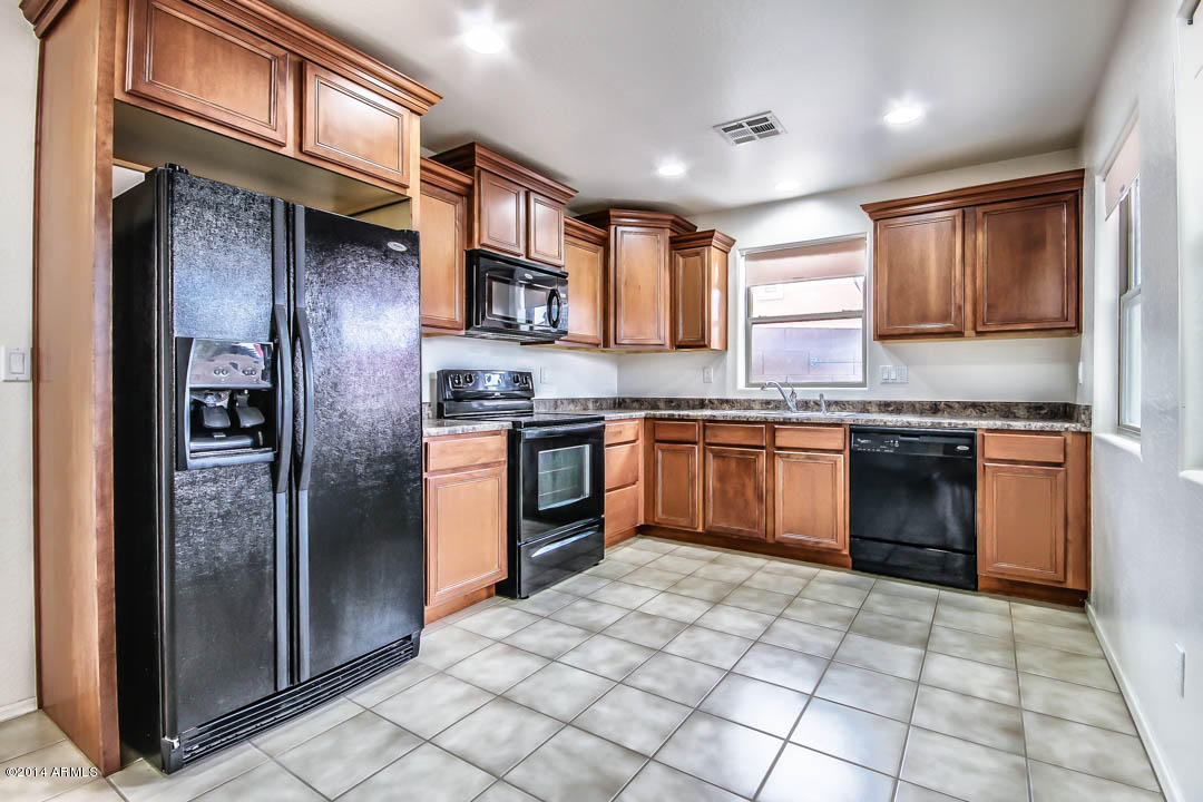 3113 East Harrison Street Gilbert, AZ 85295 - Photo 6 of 28 Harrison-6