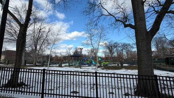 $280,000 | 325 79th Street, North Bergen, NJ 07047