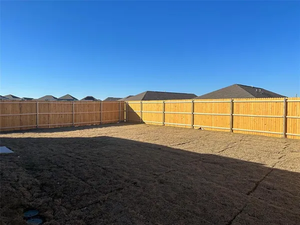 $2,195 | 1622 Rosy Finch Drive, Forney, TX 75126