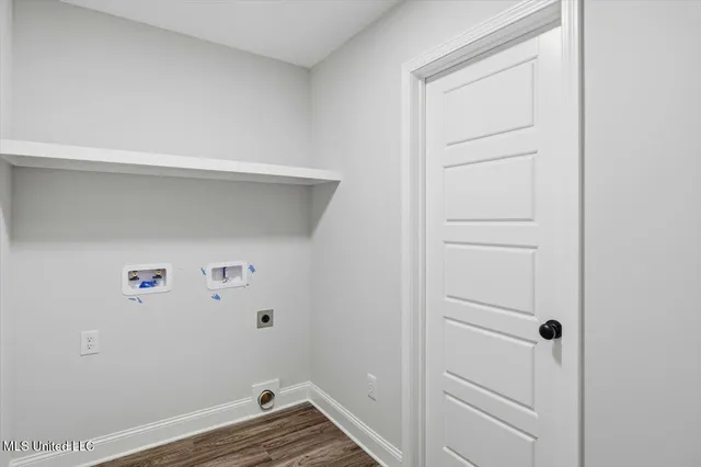 $299,999 | 542 Patrick Farms Drive, Pearl, MS 39208