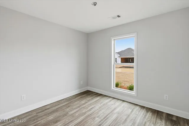 $299,999 | 542 Patrick Farms Drive, Pearl, MS 39208