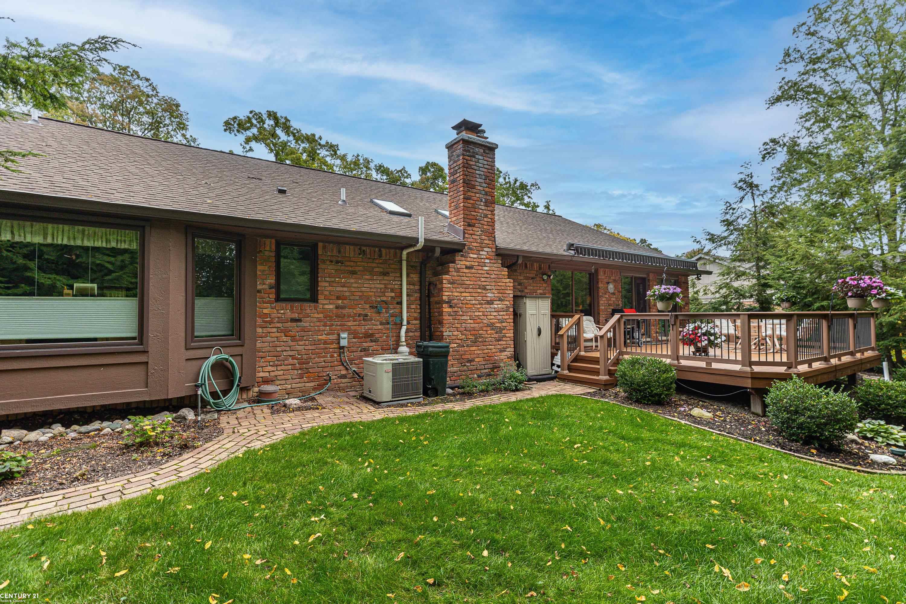 1275 Greenleaf Drive Rochester Hills, MI 48309 - Photo 10 of 36