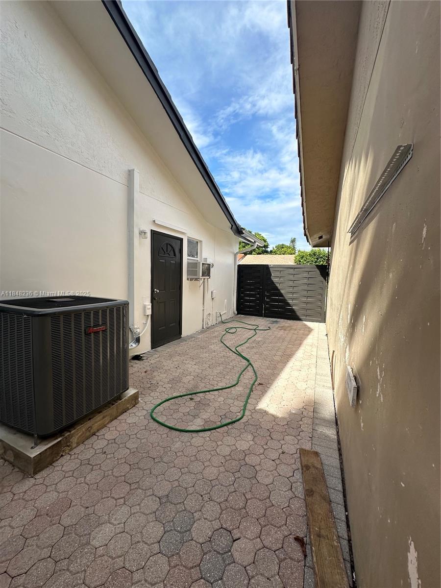 15882 Southwest 138th Court Miami, FL 33177 - Photo 5 of 11 a view of outdoor space and deck