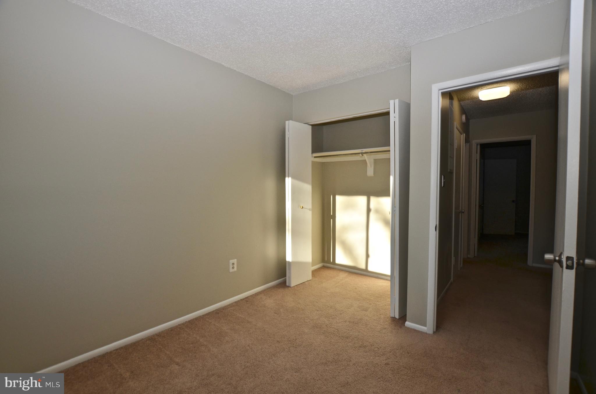 12136 Captiva Court Reston, VA 20191 - Photo 21 of 26 BEDROOM 3 CLOSET