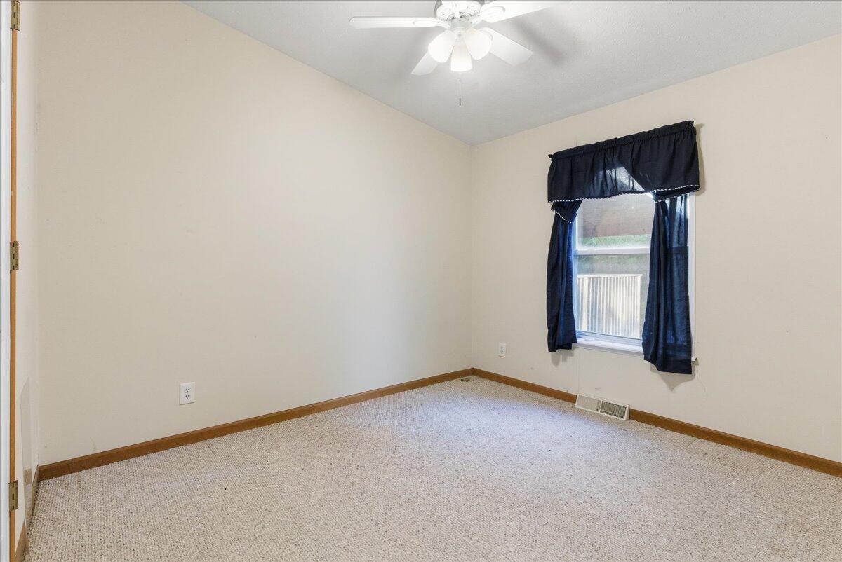 450 Millett Road Minot, ME 04258 - Photo 27 of 40 32-450 Carroll Rd_Warren_ME-23
