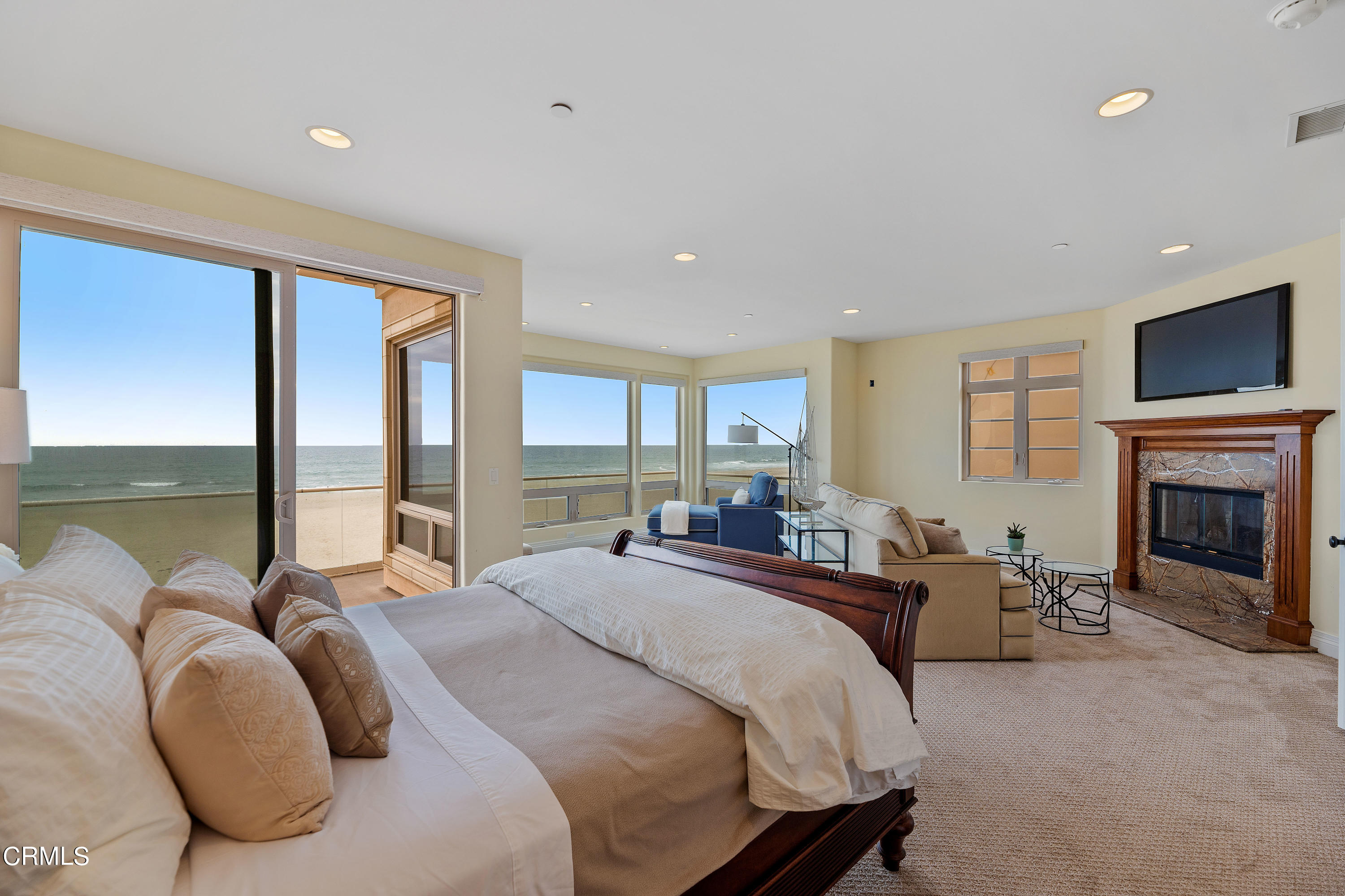 1065 Mandalay Beach Road Oxnard, CA 93035 - Photo 27 of 36 a bed room with a bed and a television
