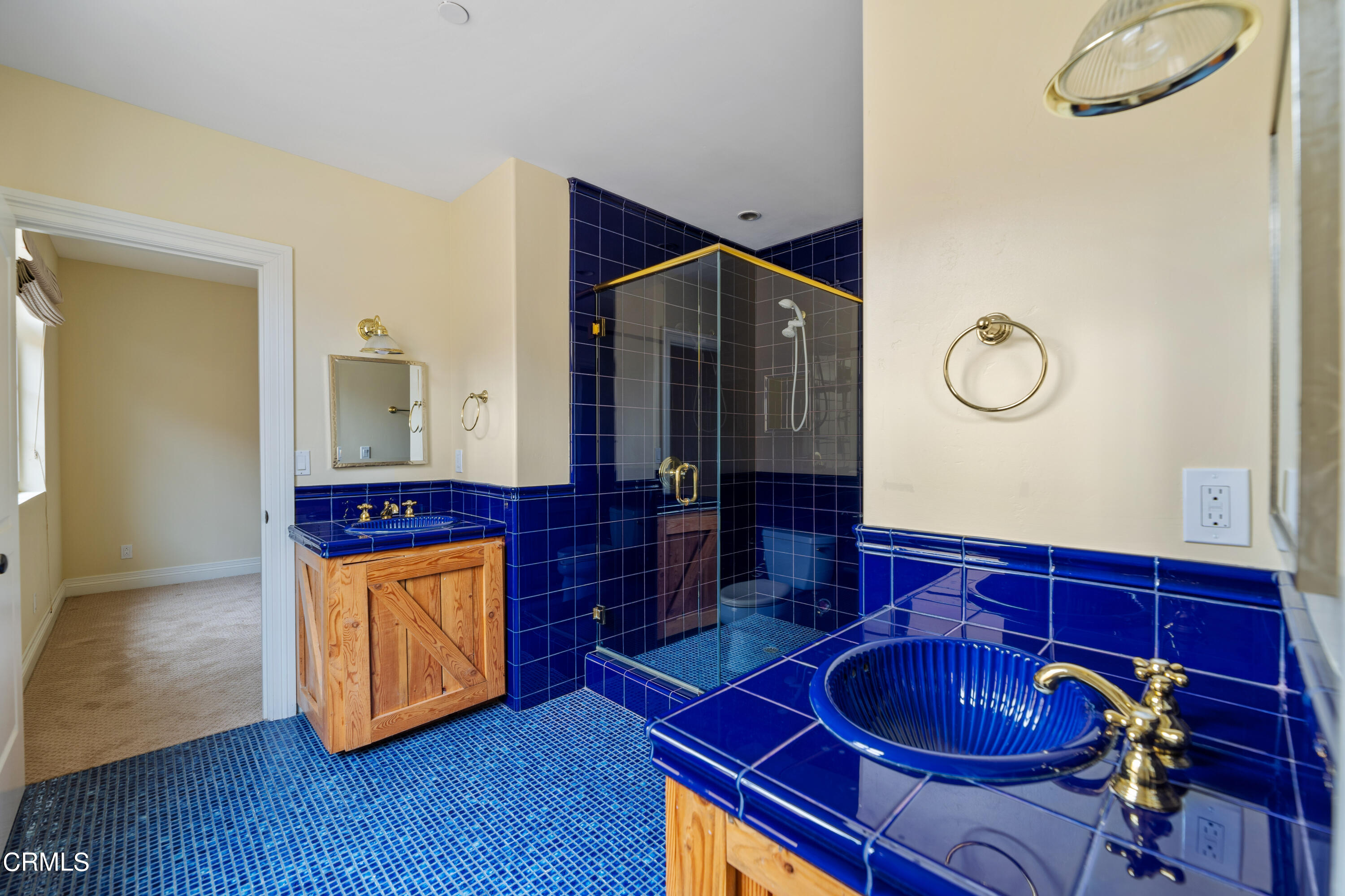 1065 Mandalay Beach Road Oxnard, CA 93035 - Photo 32 of 36 a room with table chairs and wooden floor