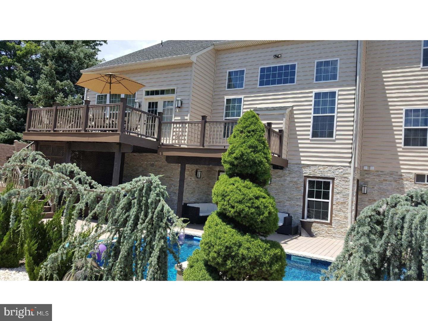 11 Cameron Road Huntingdon Valley, PA 19006 - Photo 4 of 25 Gallery Image 4