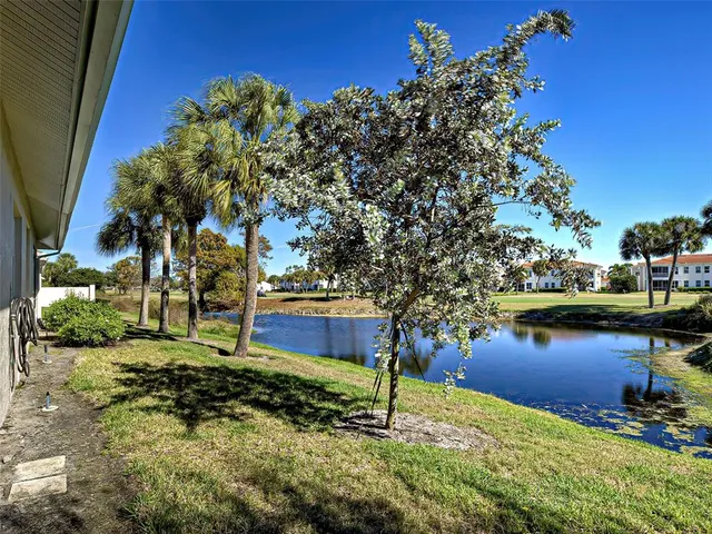$374,900 | 1275 Berkshire Circle, Venice, FL 34292