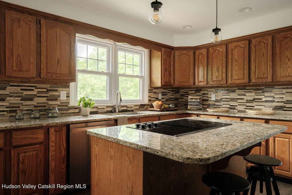 88 Rymph Road Pleasant Valley, NY 12569 - Photo 11 of 28 Kitchen