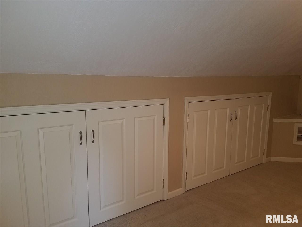 133 North Elmwood Road Farmington, IL 61531 - Photo 20 of 35 Gallery Image 20