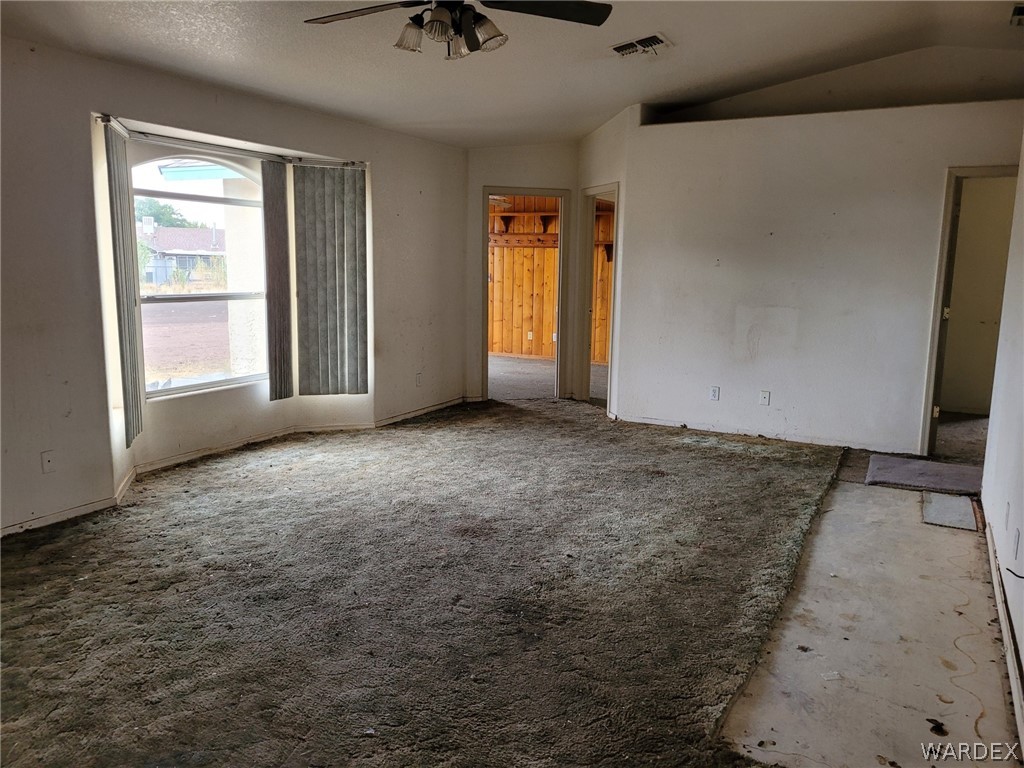 4085 North Stardust Road Kingman, AZ 86409 - Photo 17 of 36 Gallery Image 17