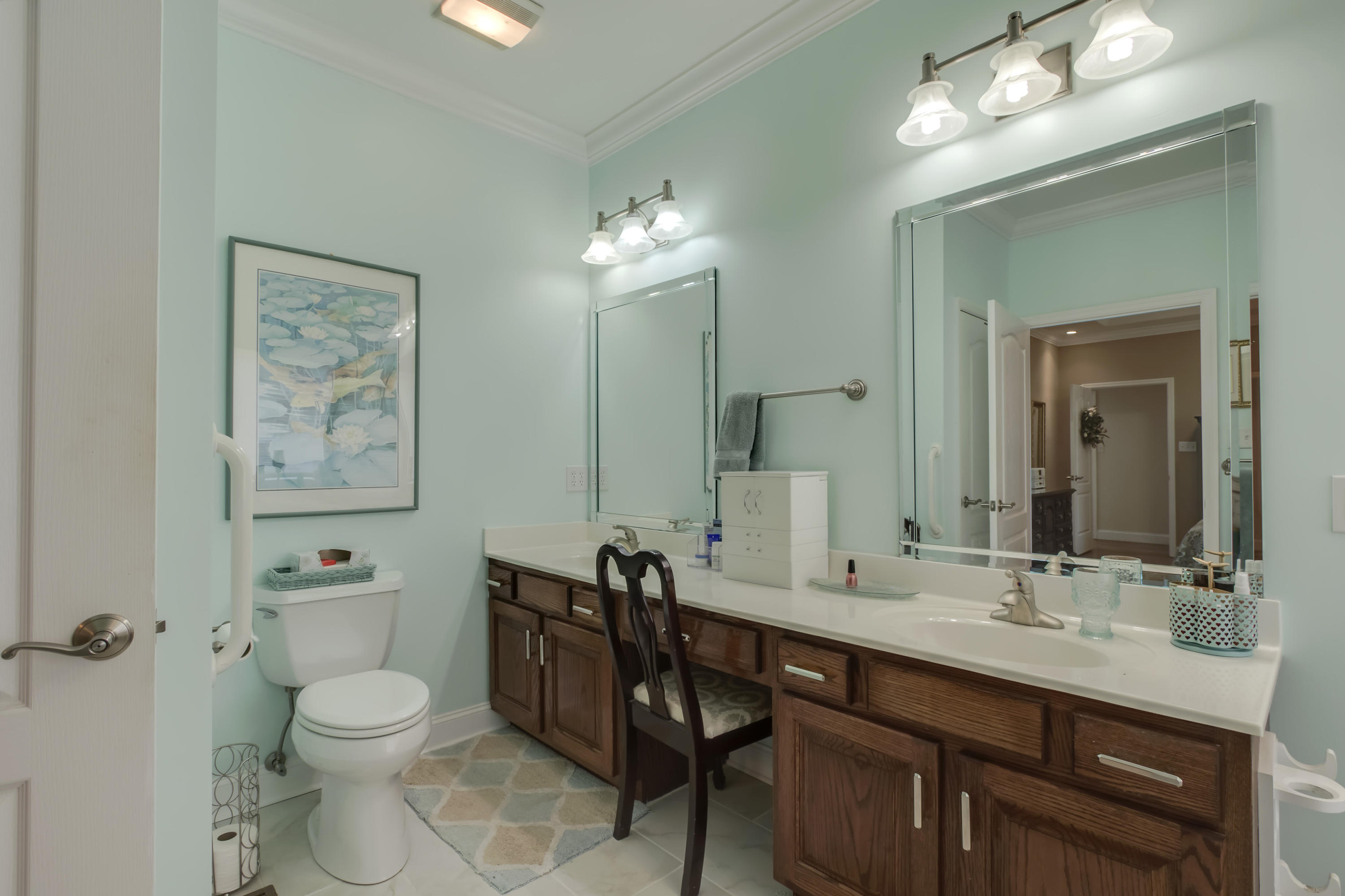 114 Inata Circle Loudon, TN 37774 - Photo 18 of 32 19_InataCircle_114_MasterBath01