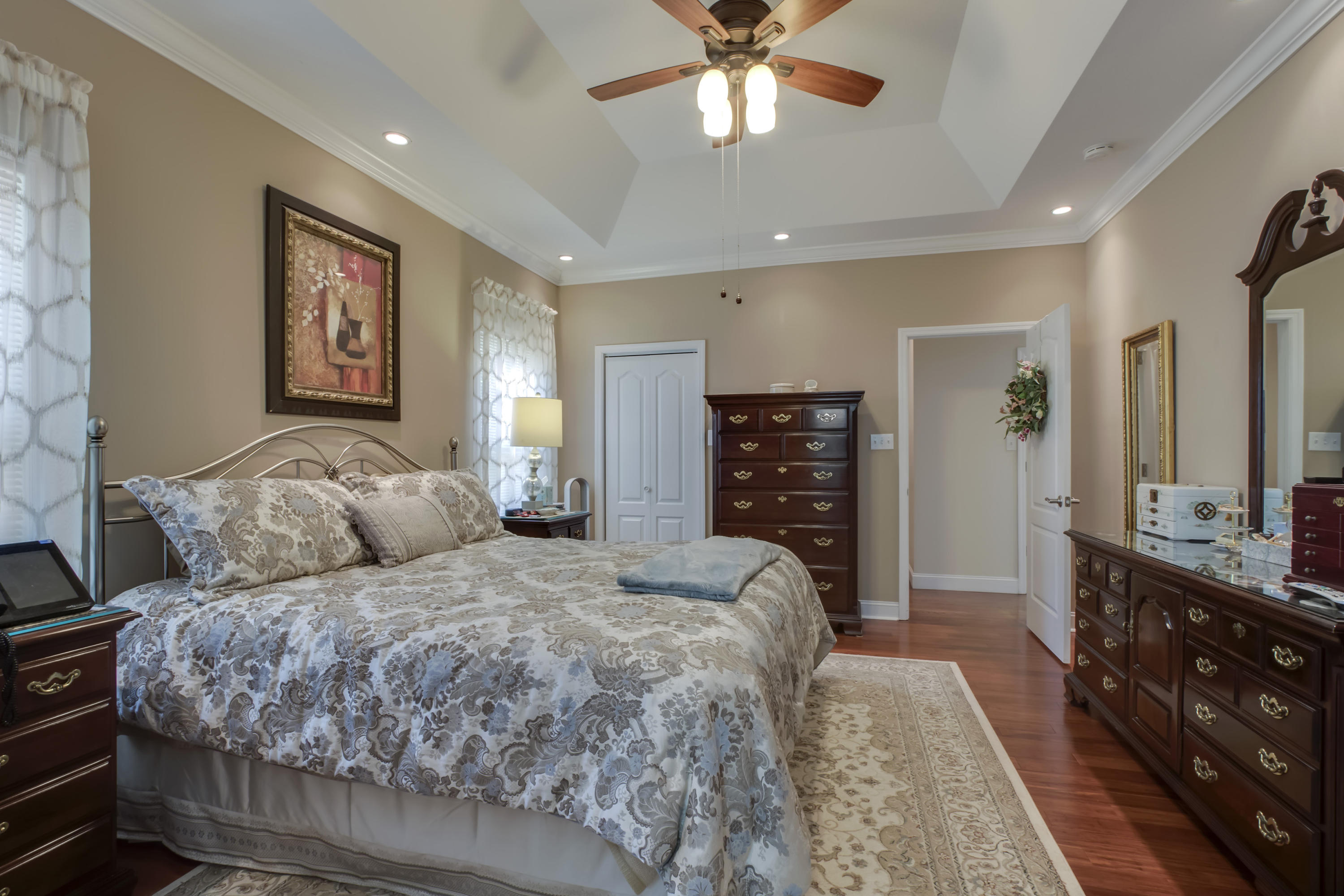 114 Inata Circle Loudon, TN 37774 - Photo 20 of 32 21_InataCircle_114_MasterBedroom02