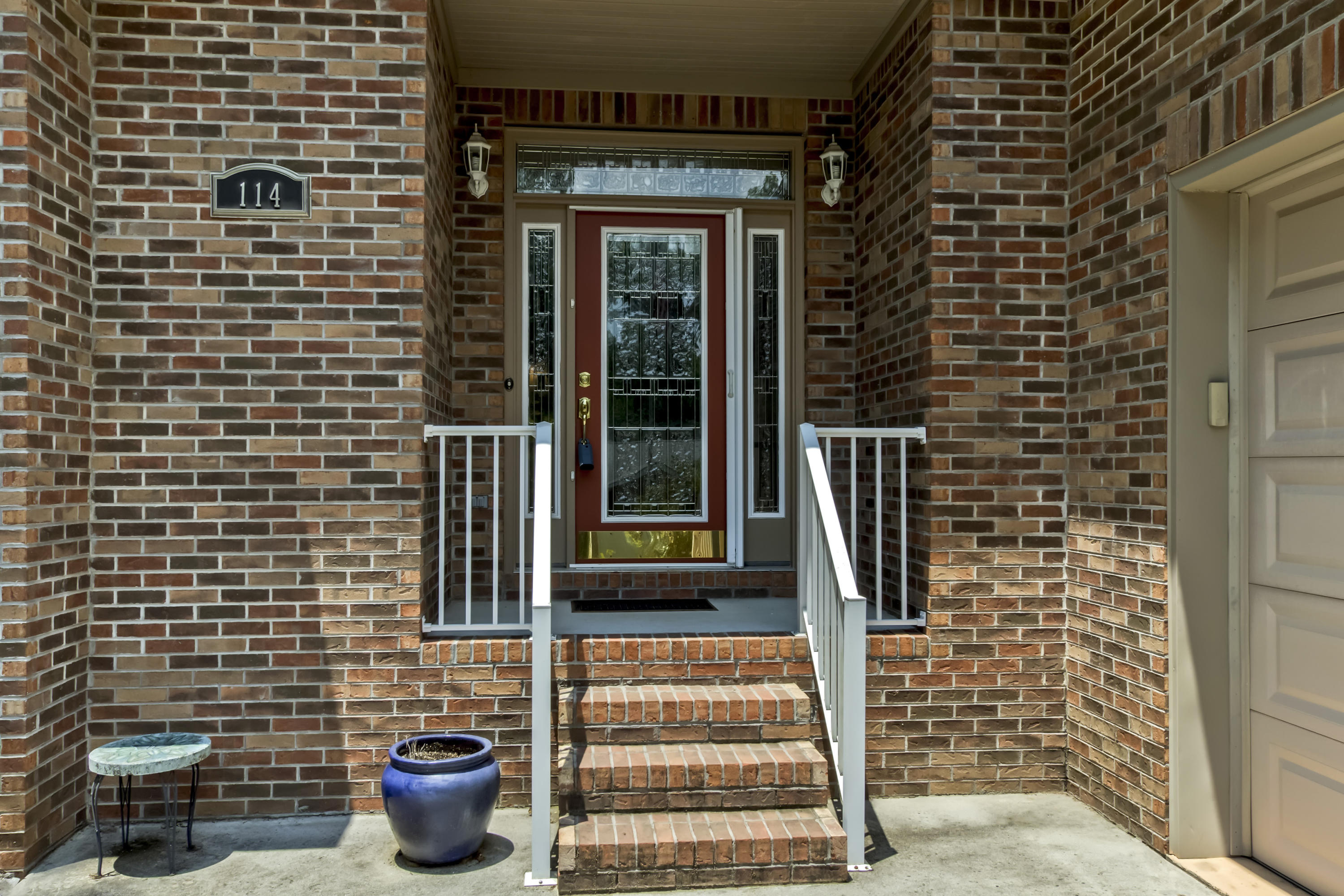 114 Inata Circle Loudon, TN 37774 - Photo 31 of 32 02_InataCircle_114_FrontEntrance
