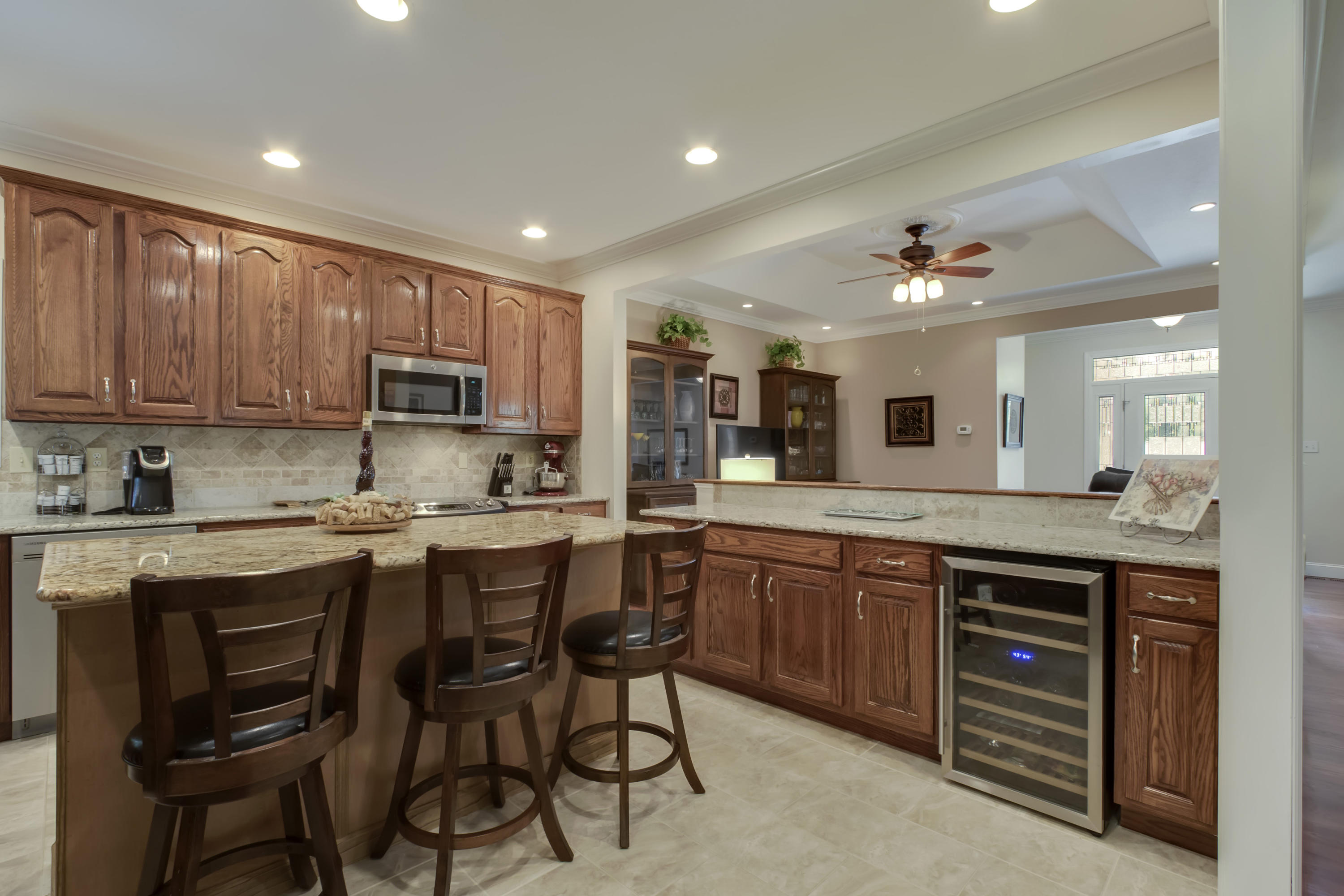 114 Inata Circle Loudon, TN 37774 - Photo 8 of 32 09_InataCircle_114_Kitchen02