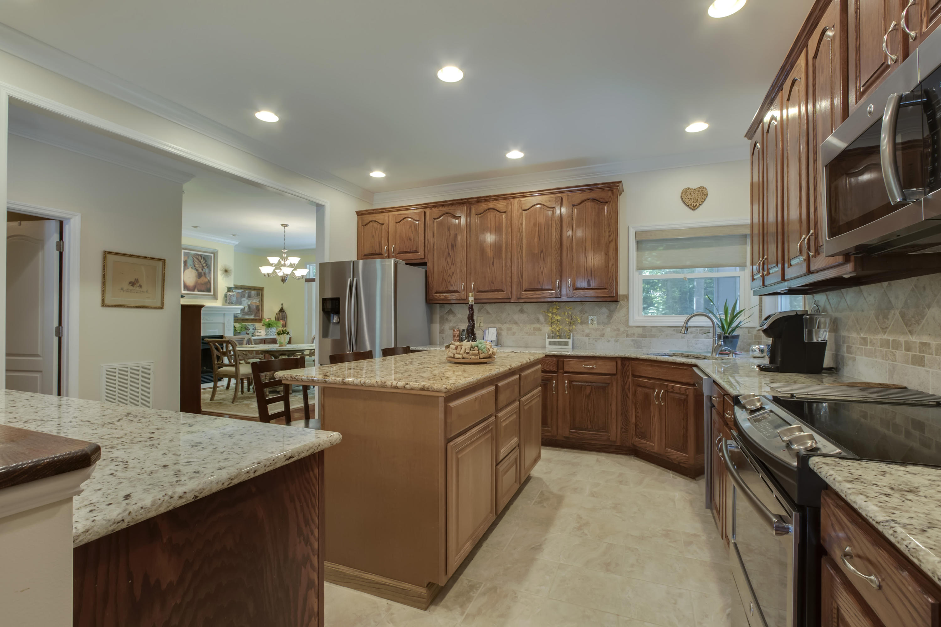 114 Inata Circle Loudon, TN 37774 - Photo 10 of 32 11_InataCircle_114_Kitchen04