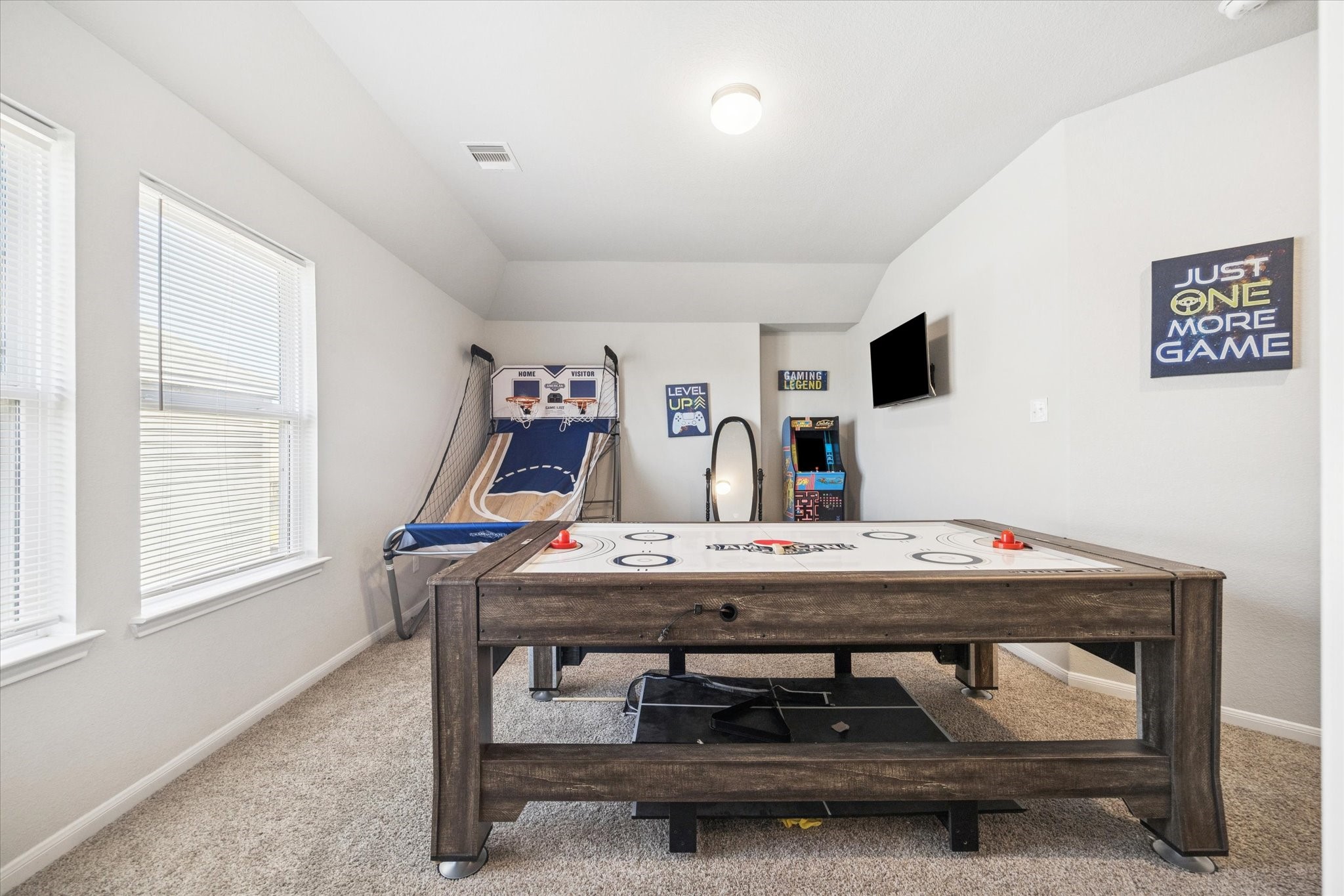 322 Upland Grv Trail Rosharon, TX 77583 - Photo 25 of 36 a view of a workspace with furniture