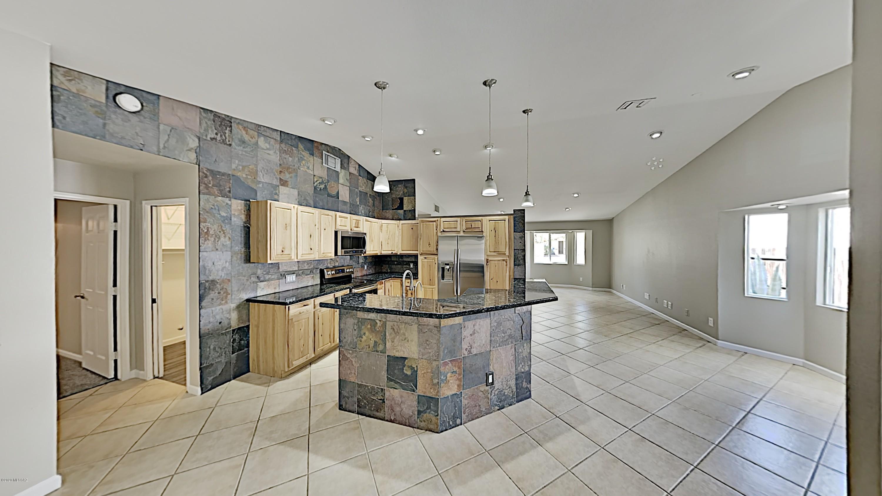 2766 West Sunset Road Tucson, AZ 85741 - Photo 8 of 21