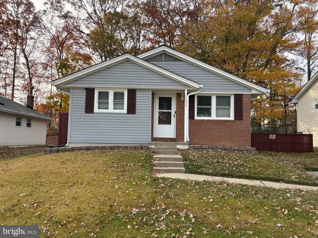 $2,800 | 12654 Valleywood Drive, Woodbridge, VA 22192