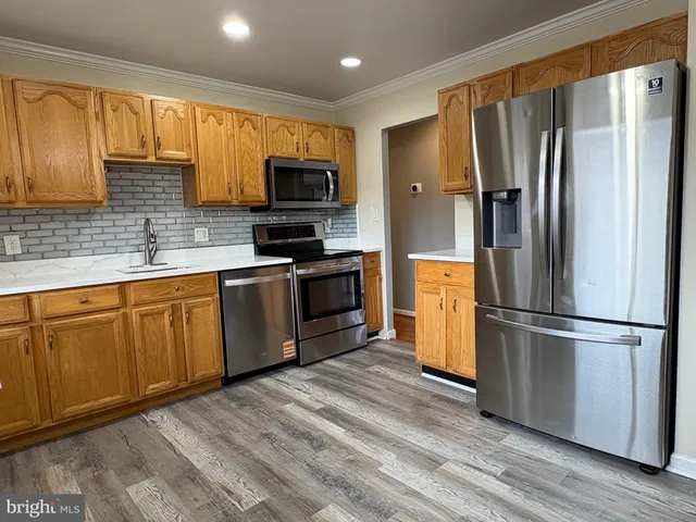 $2,800 | 12654 Valleywood Drive, Woodbridge, VA 22192