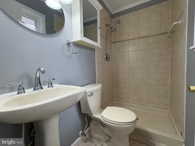 $2,800 | 12654 Valleywood Drive, Woodbridge, VA 22192