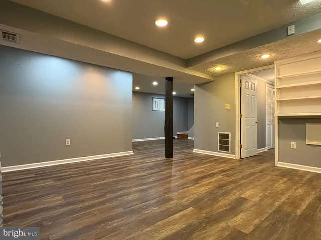 $2,800 | 12654 Valleywood Drive, Woodbridge, VA 22192