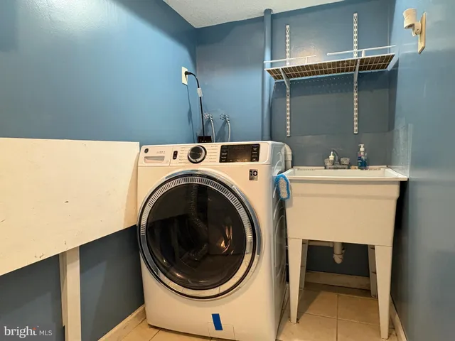 $2,800 | 12654 Valleywood Drive, Woodbridge, VA 22192