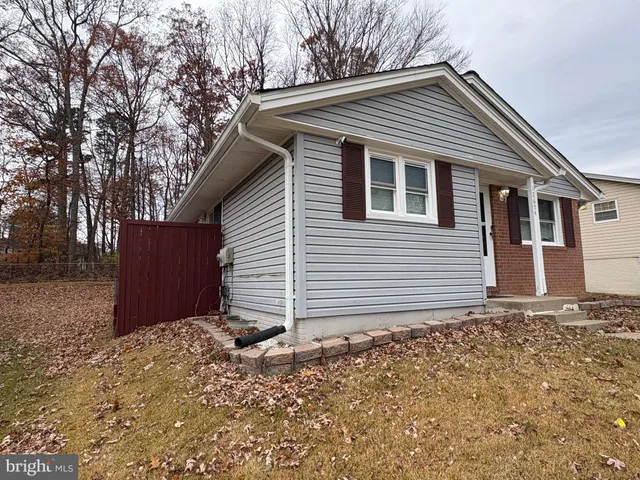 $2,800 | 12654 Valleywood Drive, Woodbridge, VA 22192