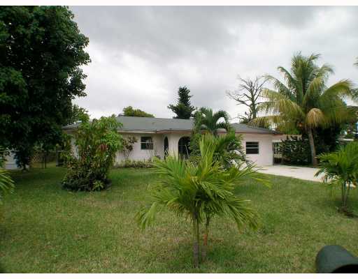 5166 Buchanan Road Delray Beach, FL 33484 - Photo 1 of 15 Primary Photo