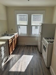 32 St Anns Road, Unit 1R Quincy, MA 02170 - Photo 2 of 9