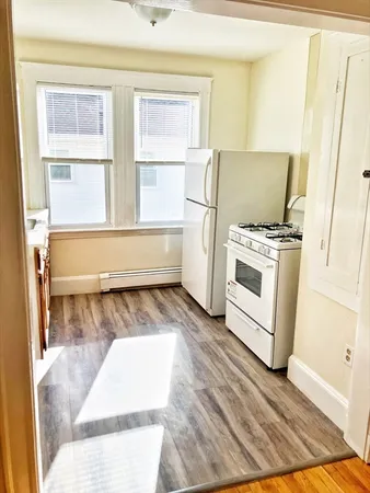 $1,895 | 32 St Anns Road, Unit 1R, Quincy, MA 02170