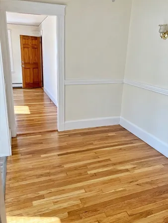 $1,895 | 32 St Anns Road, Unit 1R, Quincy, MA 02170