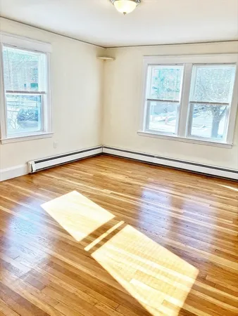 $1,895 | 32 St Anns Road, Unit 1R, Quincy, MA 02170