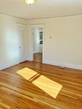 $1,895 | 32 St Anns Road, Unit 1R, Quincy, MA 02170