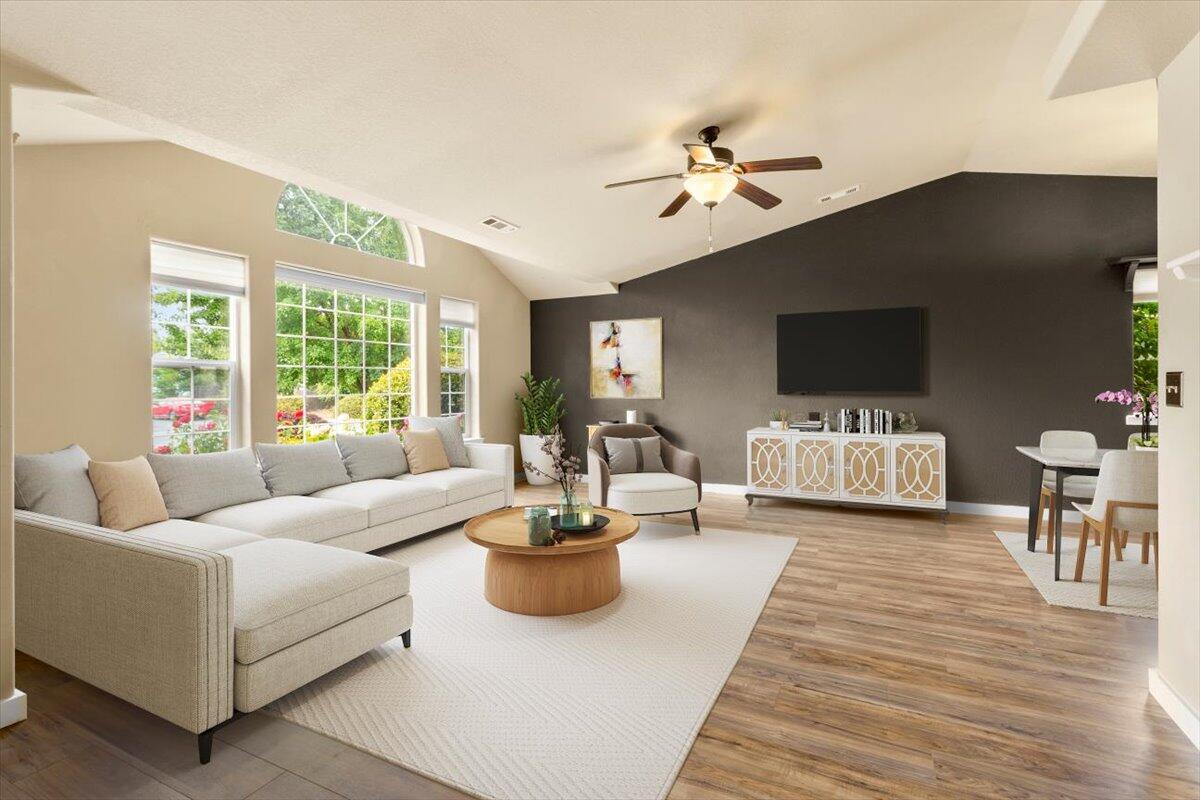 643 Southwest Leonard Street Grants Pass, OR 97526 - Photo 8 of 35 7A Living Room staged