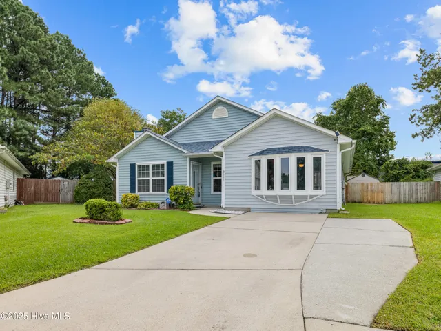 $1,700 | 3117 Gaitway Court, Jacksonville, NC 28546