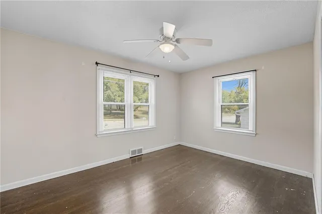 $220,000 | 801 Northeast 76th Street, Gladstone, MO 64118