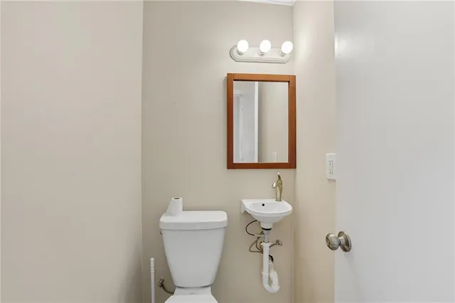 $220,000 | 801 Northeast 76th Street, Gladstone, MO 64118