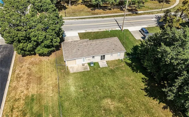 $220,000 | 801 Northeast 76th Street, Gladstone, MO 64118