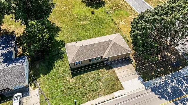 $220,000 | 801 Northeast 76th Street, Gladstone, MO 64118