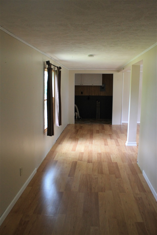 1374 West 18 Road Mesick, MI 49668 - Photo 5 of 19 1818446-4.JPG